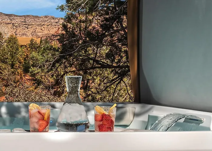 Apartament Private, Modern, Luxury With Unmatched Red Rock Views Private Trail Head - Enjoy On Sauna, Aromatherapy Steam Room, Hot Tub, Pools And Wellness Services Sedona